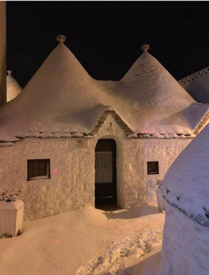 Buona Notte Nel Trulletto Bed & Breakfast Alberobello Bagian luar foto