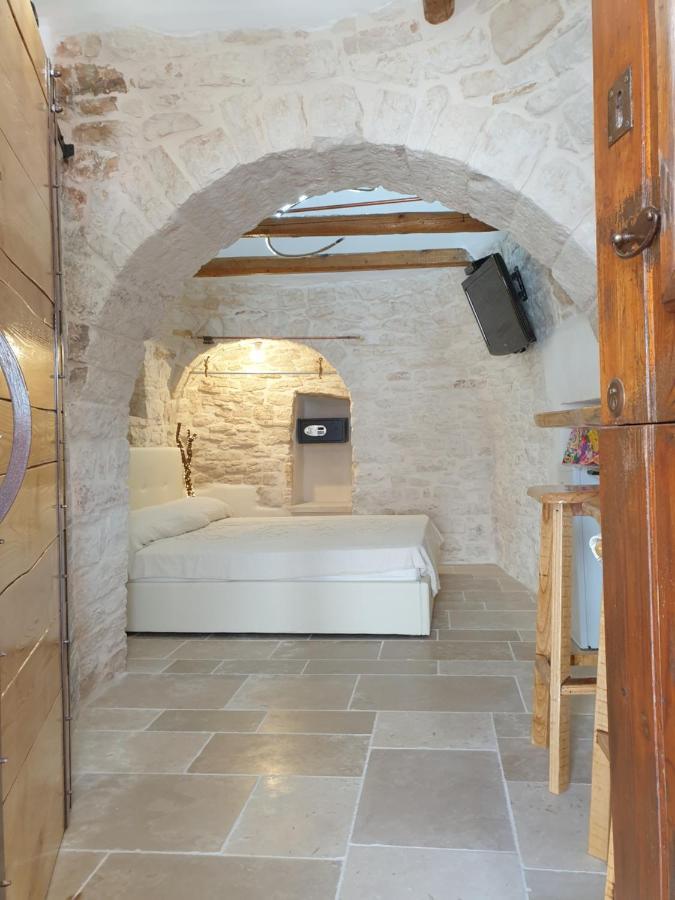 Buona Notte Nel Trulletto Bed & Breakfast Alberobello Bagian luar foto